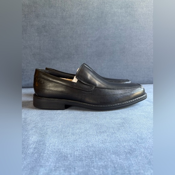 Clarks Cosgrove Free Loafer Men’s SZ 13M Black Leather Slip On Comfort Shoe New - Picture 1 of 9